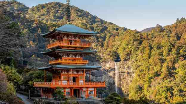 nachi-falls