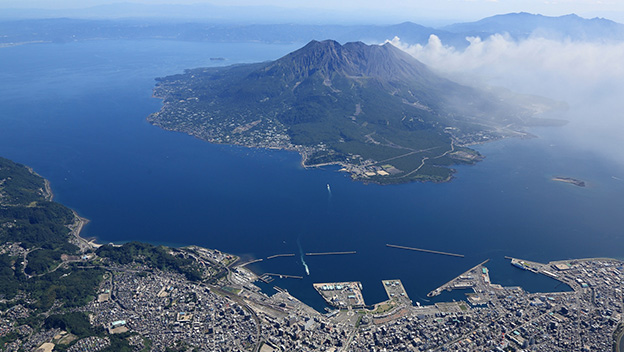 sakurajima-volcano-view-kyushu-japan