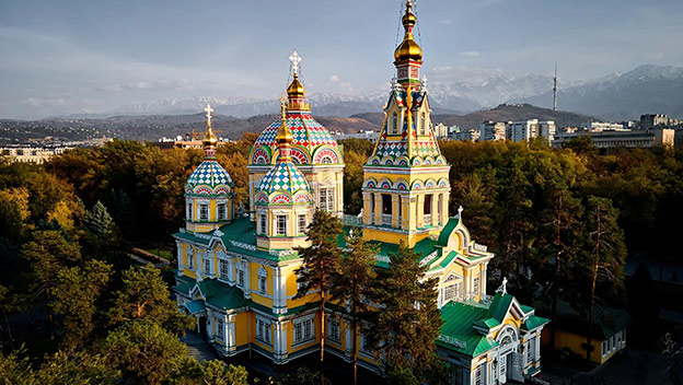 panfilov-park-almaty-kazakhstan