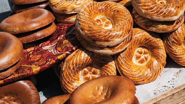 traditional-asian-flatbread-kazakh-tandoor-bread-kazakhstan