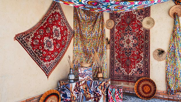 traditional-handmade-carpets-oriental-bazaar-kazakhstan