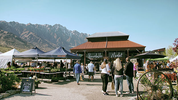 remarkables-market-queenstown-new-zealand