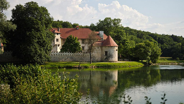 hotel-grad-otocec-lower-carniola-slovenia