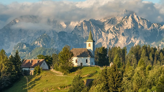 kamnisko-savinja-alps-slovenia