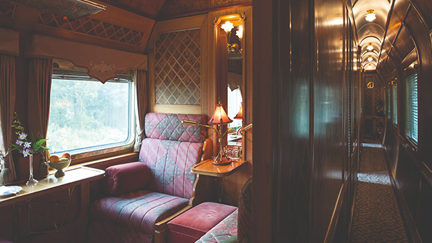 the-eastern-and-oriental-express-southeast-asia-state-cabin
