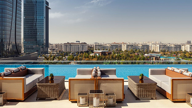 infinity-pool-jw-marriott-hotel-tashkent-uzbekistan