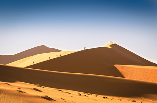 andbeyond-sossusvlei-desert-namibia-lodge-big-dune-walk