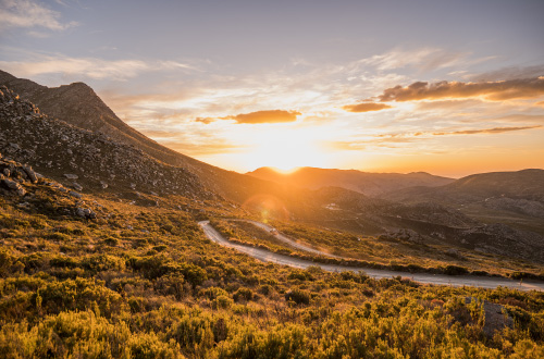 Swartberg-Pass-during-sunset-in-the-Little-Karoo-Western-Cape-South-Africa