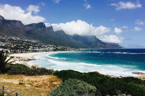 camps-bay-cape-town-south-africa-table-mountain