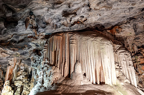 cango-caves-oudtshoorn-western-cape-south-africa