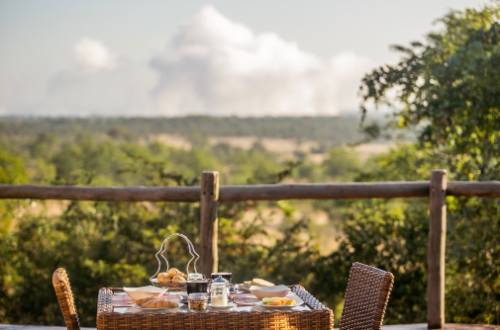 elephants-camp-zimbabwe-africa-breakfast-deck