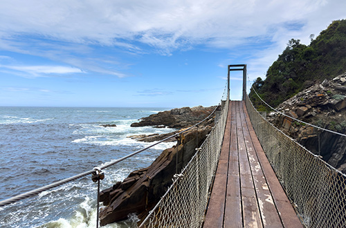 susp-bridge-storms-river-tsitsikamma-national-park-south-africa