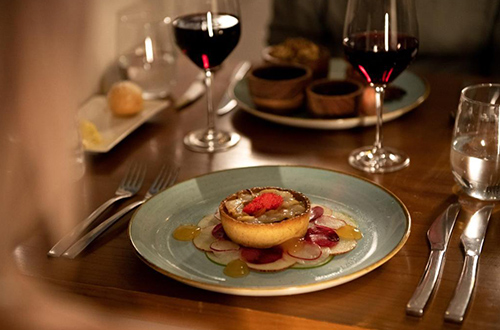 dessert-food-wine-discovery-resorts-cradle-mountain-tasmania-australia