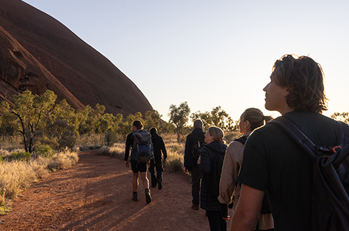 tasmanian-walking-company-uluru-kata-tjuta-australia-11