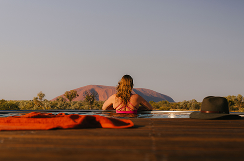twc-signature-walk-night3-plunge-pool-uluru-kata-tjuta-australia-michaelpeters