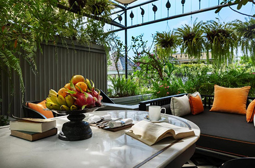 courtyard-shinta-mani-angkor-siem-reap-cambodia-bookingcom