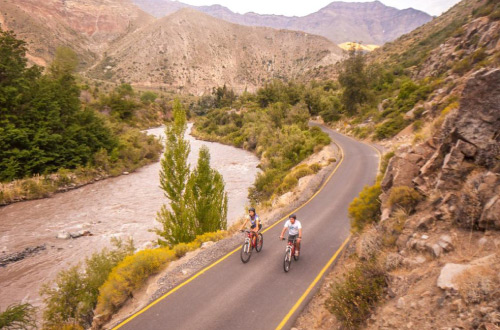 Hotel-Altiplanico-Cajo_n-del-Maipo-cycling