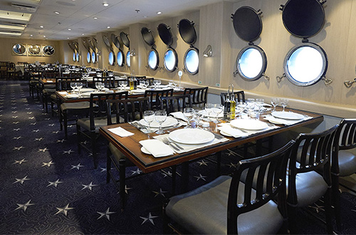 australis-ship-dining-room