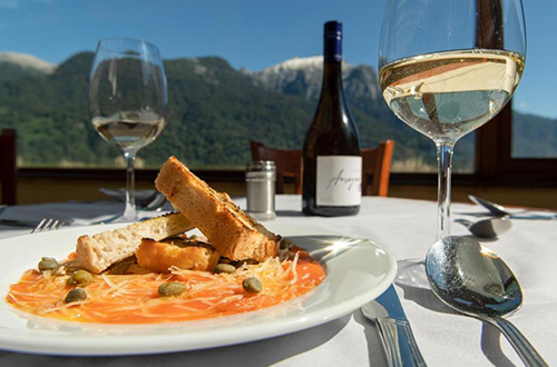 food-and-wine-hotel-natura-patagonia-peulla-los-lagos-chile-bookingcom