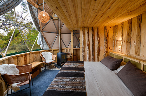 suite-dome-loft-interior-ecocamp-patagonia