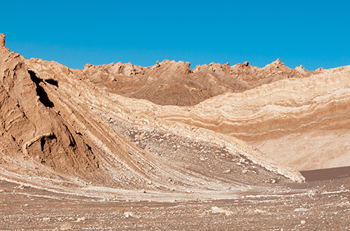 valley-of-the-moon-atacama-desert-chile-south-america-shutterstock2428280309