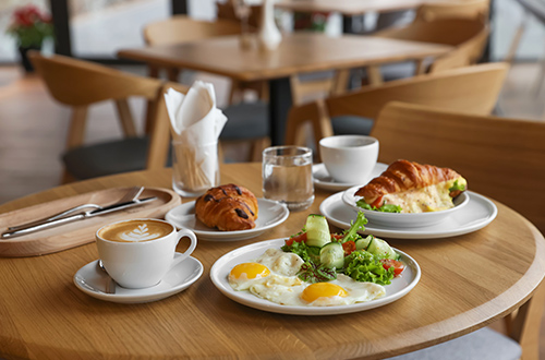 breakfast-shutterstock2593272873