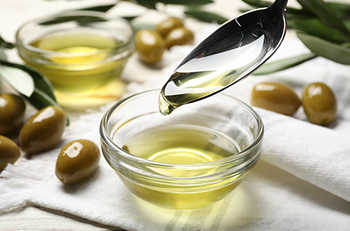 olive-oil-tasting-shutterstock2245489941
