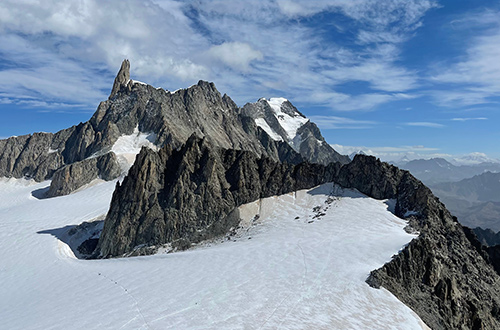 dente-del-gigante-mont-blanc-peak