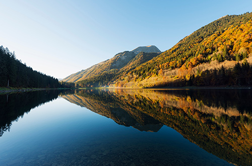lac-de-montriond-haute-savoie-france