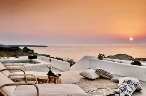 santo-maris-oia-luxury-suites-and-spa