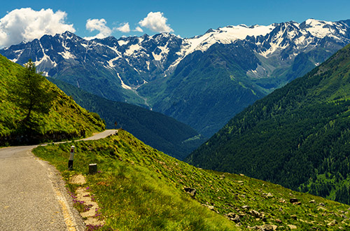 passo-gavia-lombardy-italy