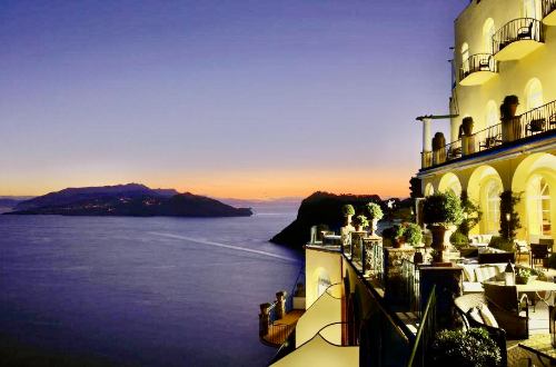 hotel-caesar-augustus-dusk-exterior-amalfi-coast-italy