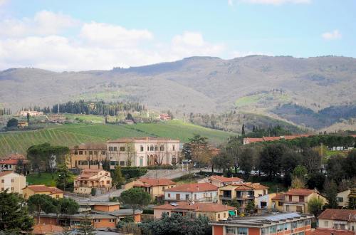 tuscany-italy-chianti-village