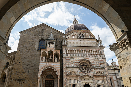 citta-alta-bergamo-lombardy-italy