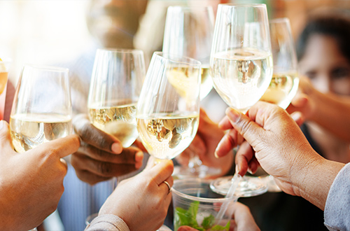 glass-of-vino-celabration