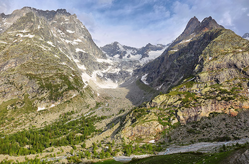 val-ferret-courmayeur-aosta-valley-italy-mountain
