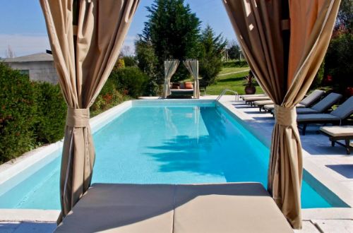 carmos-boutique-hotel-outdoor-pool-portugal