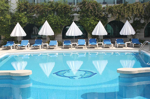 hotel-suave-ma-outdoor-pool