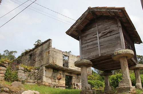 portuguese-camino-highlights-hut