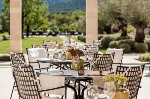 astell-son-claret-mallorca-spain-restaurant-dining-terrace