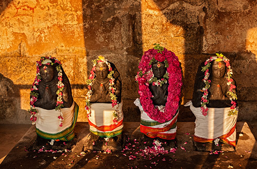 brihadiswara-temple-thanjavur-tamil-nadu-india