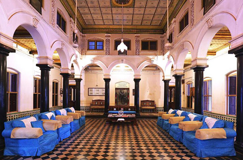 interior-chettinadu-mansion-karaikudi-tamil-nadu-india