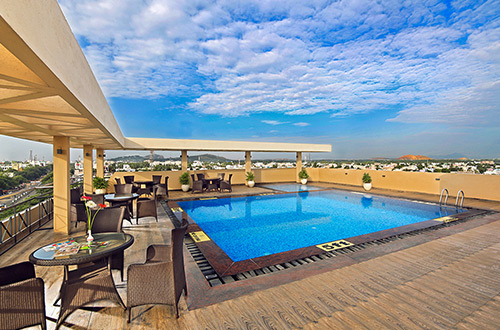 pool-germanus-hotel-madurai-india