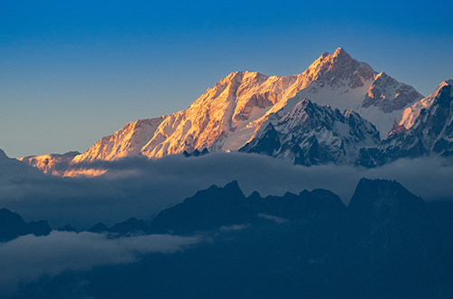 sunset-mount-kanchenjugha-himalayan-mountain-range-sikkim-india