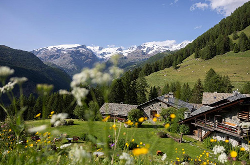 hotellerie-de-mascognaz-italy-exterior