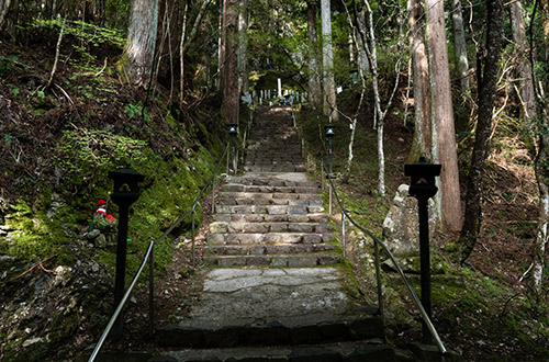 iwayaji-temple-shikoku-pilgrimage-japan
