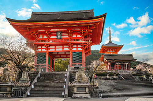 kiyomizu-dera-temple-kyoto-japan