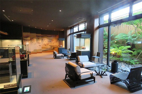 matsuno-midori-wakura-japan-exterior-lounge
