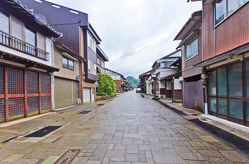 yatsuo-village-japan