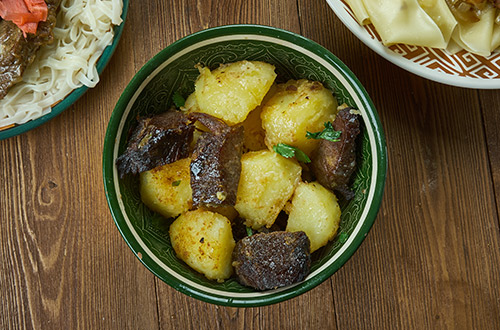 kuurdak-traditional-meat-dish-kyrgyz-cuisine-shutterstock1280921299